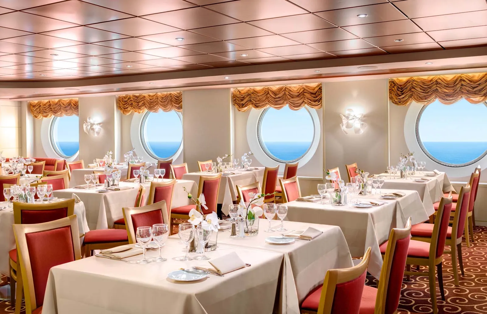 MSC Armonia: Основной ресторан Marco Polo
