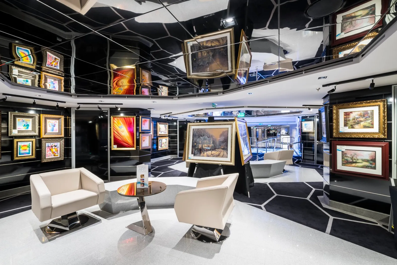 MSC Seaside: Арт галерея