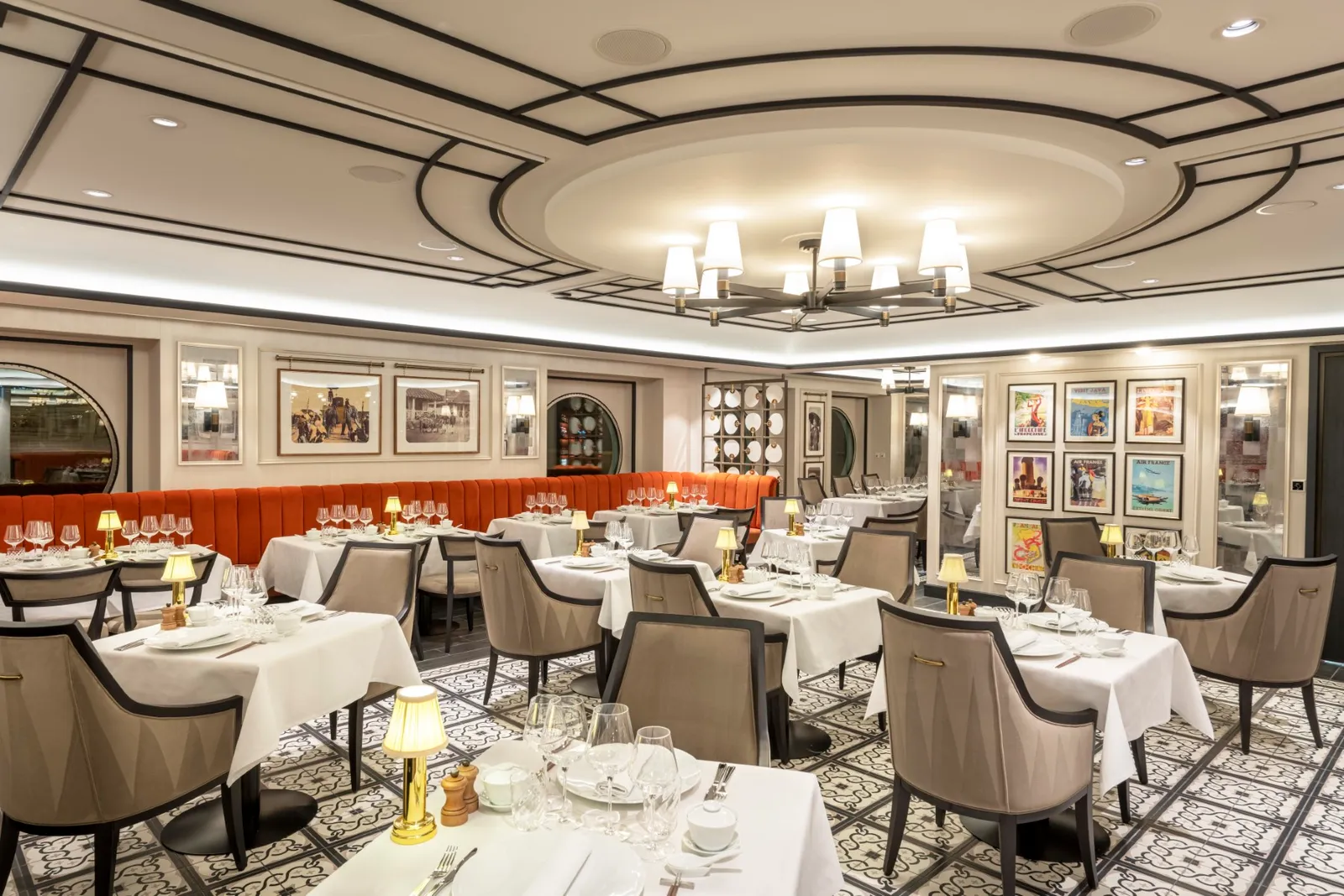 MSC Virtuosa: Основной ресторан  Indochine